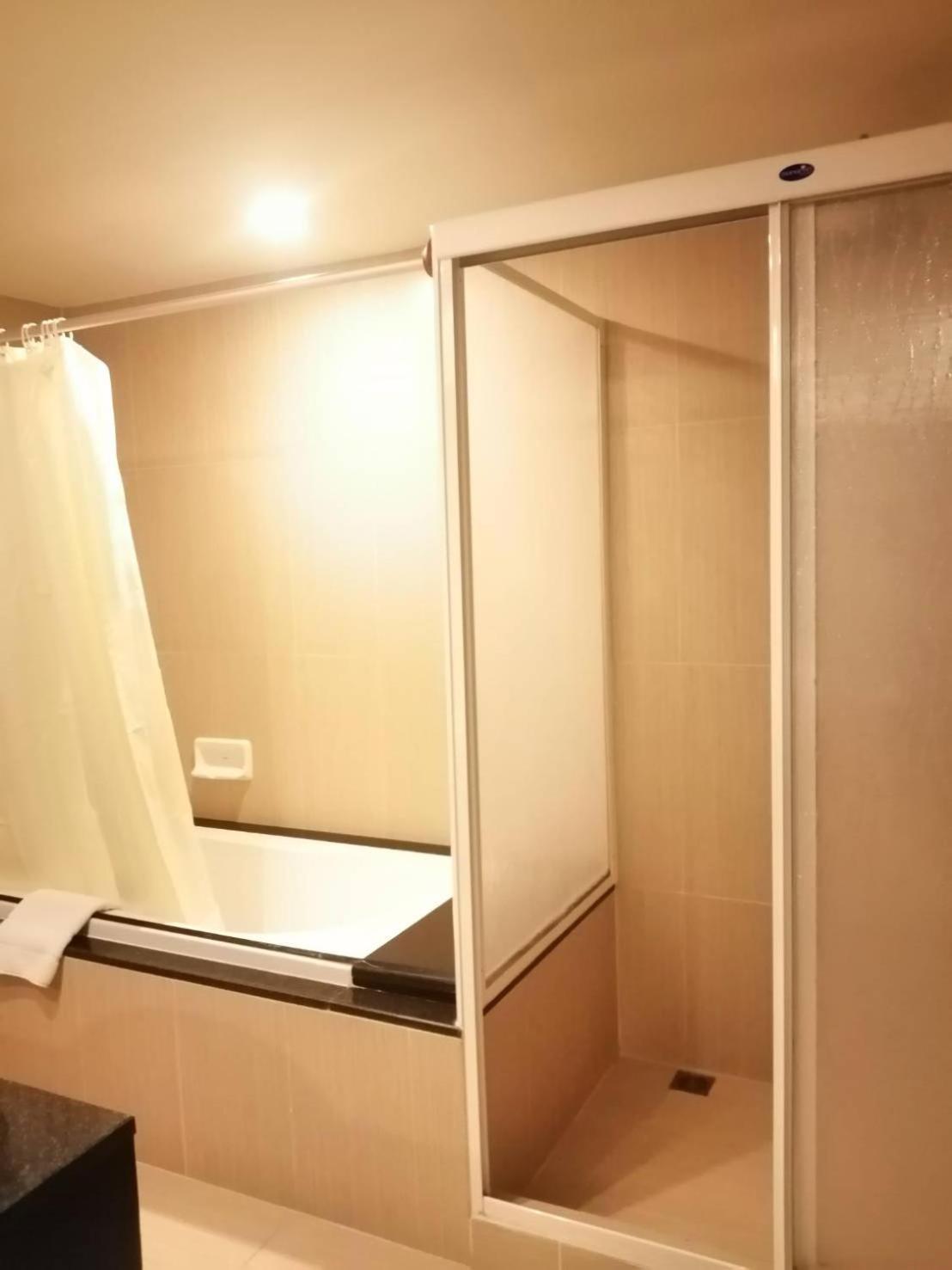 Olive Hotel & Residence Bangkok Sukhumvit 101 Екстер'єр фото