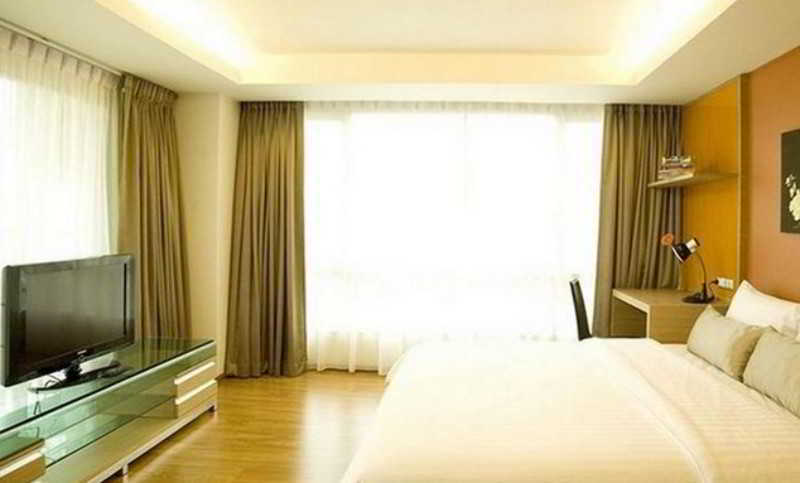 Olive Hotel & Residence Bangkok Sukhumvit 101 Екстер'єр фото